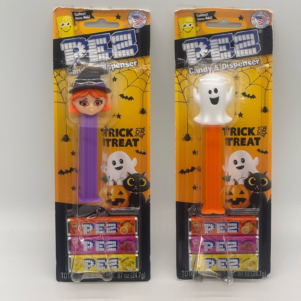 PEZ  TRICK OR TREAT CANDY & DISPENSER